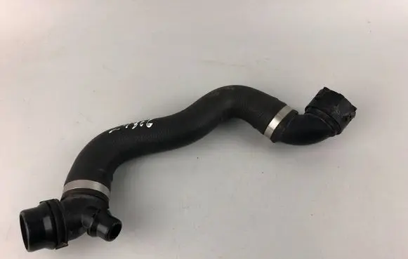 Mercedes-Benz E W213 Engine coolant pipe/hose A2135014901