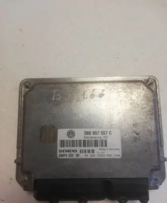 Volkswagen PASSAT B5 Engine control unit/module 3B0907557C 5WP433202