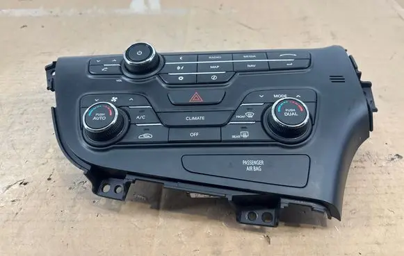 KIA Optima Head unit multimedia control 965402T200CA 6414129 AKB100TFECA
