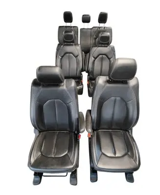 Chrysler Pacifica Seat set 