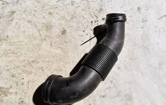 Audi Q7 4L Air intake hose/pipe 7l6129627f