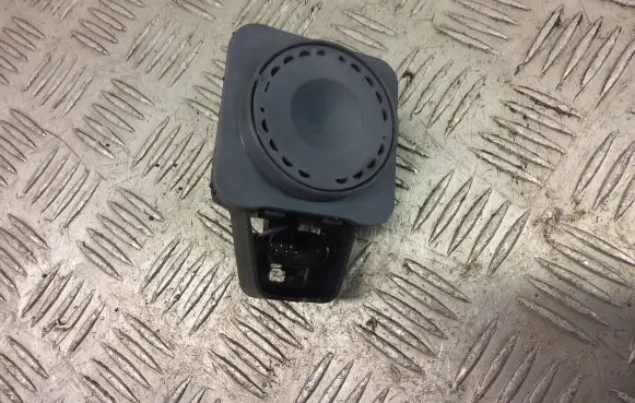 Seat Leon IV Alarm system siren 5Q0951605B 30100412 HWH004