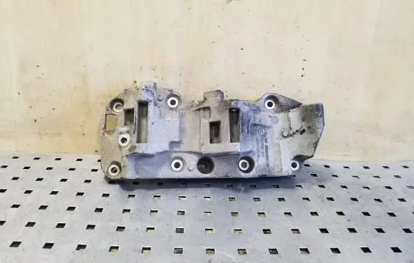 BMW X1 E84 Generator/alternator bracket 11168506863 8506863