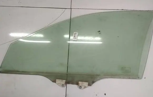 Honda Accord Front door window glass four-door AS2