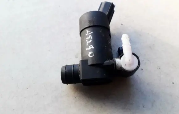 Volvo V50 Windscreen/windshield washer pump 1S7117K624FE 1S71-17K624-FE