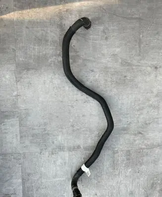 Land Rover Range Rover Evoque L551 Engine coolant pipe/hose K8D27H255AB