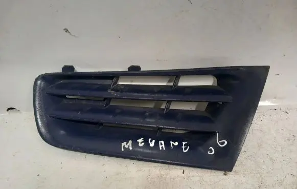 Renault Megane II Front bumper lower grill 8200412381