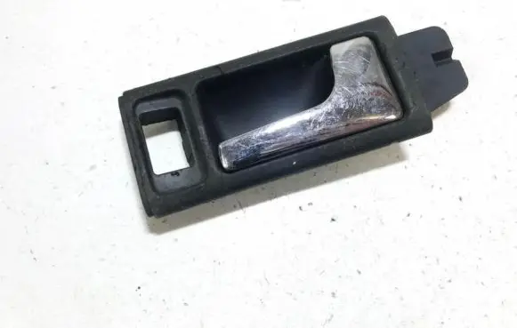 Audi A6 S6 C4 4A Front door interior handle 4a0837020c