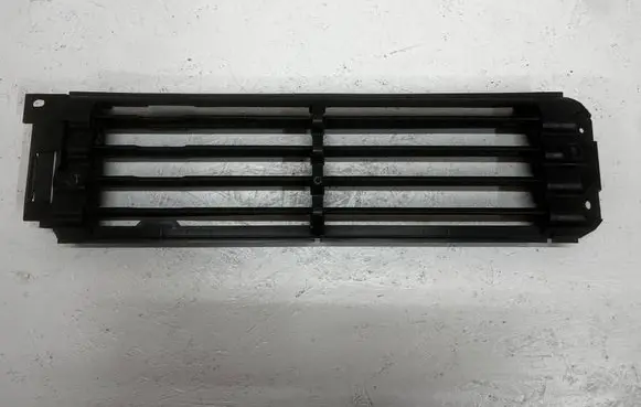 Renault Arkana Intercooler air guide/duct channel 214f69347r
