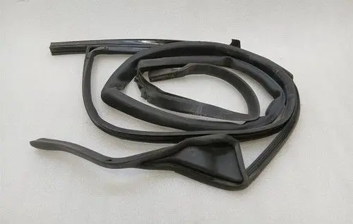 McLaren 720S Rubber seal front coupe door window 14AC486CP