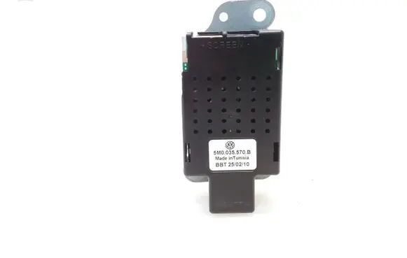 Volkswagen Golf VI Aerial antenna amplifier 5M0035570B