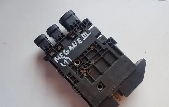 Renault Megane III Other control units/modules 243800011R
