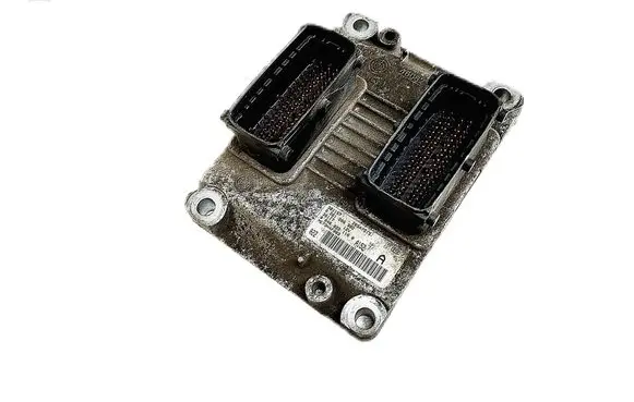 Fiat Grande Punto Engine control unit/module 0261206982