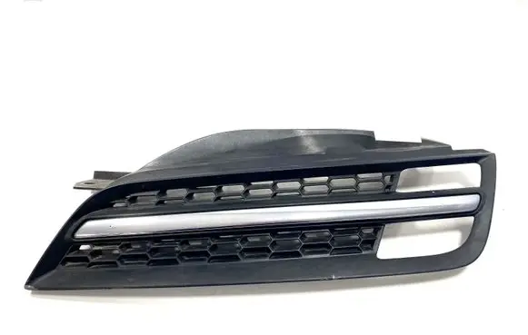 Nissan Micra Front fog light trim/grill 62330BC 62330BC4