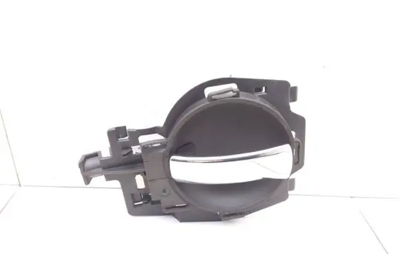 Rear door interior handle