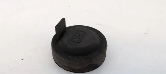 Volkswagen PASSAT B6 Headlight/headlamp dust cover 89040090