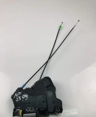 Toyota Auris E180 Coupe door lock (next to the handle) 170117A