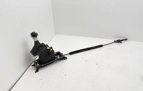 Audi Q2 - Gear shifter/selector 5Q1713023BJ S038211019Q