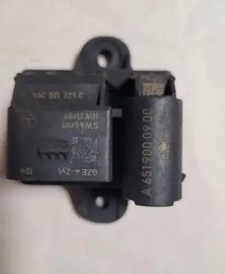 Mercedes-Benz Sprinter W906 Glow plug pre-heat relay A6519000900