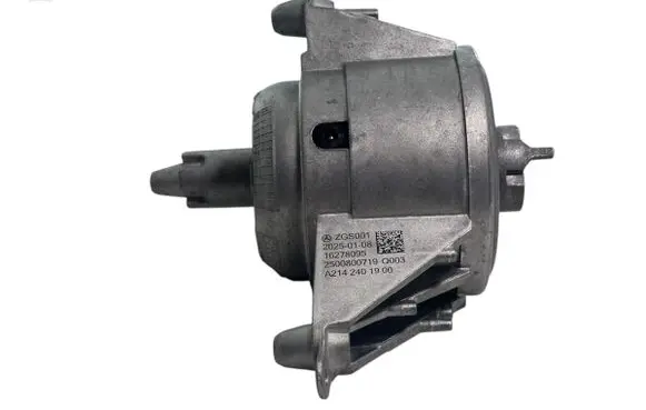 Mercedes-Benz E W214 Engine mount bracket A2142401900