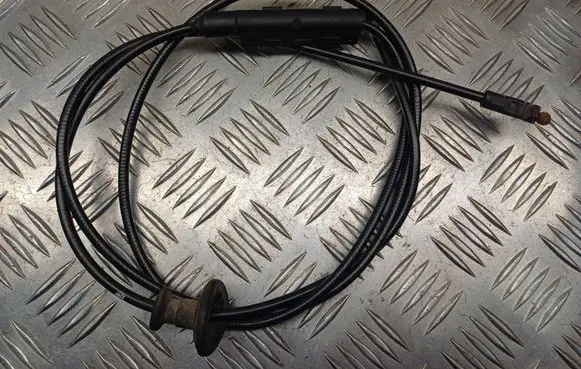 Volkswagen PASSAT B5.5 Engine bonnet/hood lock release cable 3B1823535D