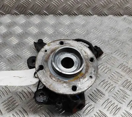 Peugeot 2008 II Front wheel hub 9826532480