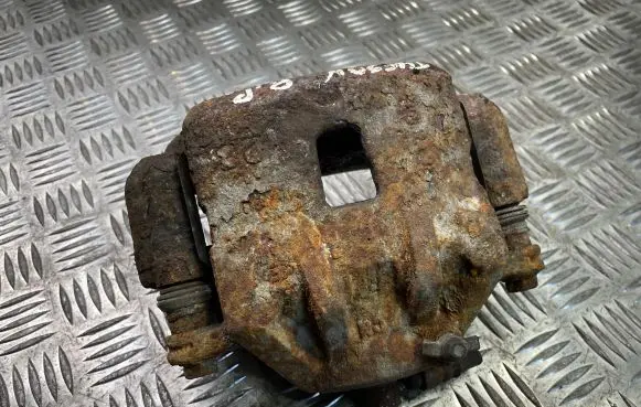 Hyundai Tucson JM Front brake caliper