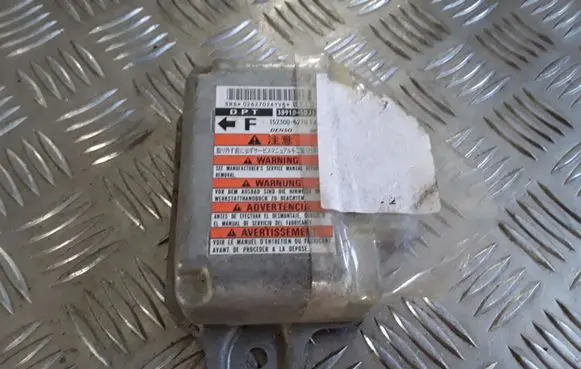 Suzuki Grand Vitara I Airbag control unit/module 3891050J1 1523006270
