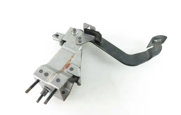 Opel Antara Brake pedal