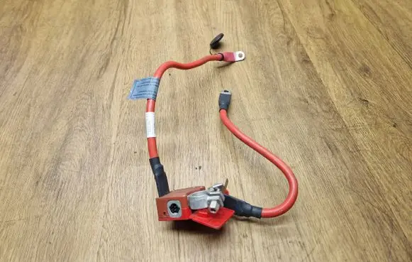 Positive cable (battery)