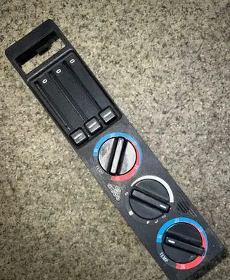 BMW 5 E34 Climate control unit 8351653 8351651
