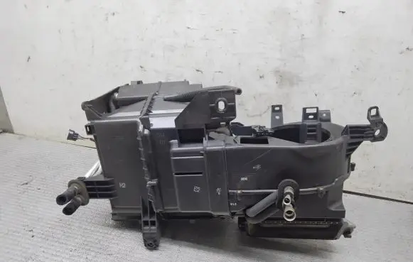 Toyota Corolla Verso AR10 Interior heater climate box assembly 870500F050