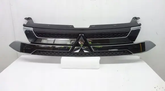 Mitsubishi Outlander Front bumper upper radiator grill 7450B298