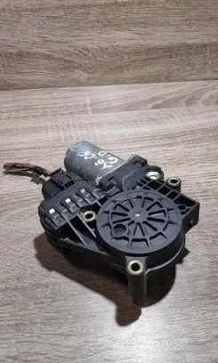 Audi A6 S6 C5 4B Rear door window regulator motor 0130821785