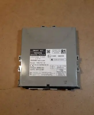 Toyota RAV 4 (XA40) Keyless (KESSY) go control unit/module 8999042070