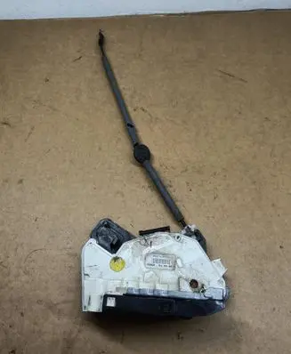 Volkswagen PASSAT B7 USA Rear door lock 5K4839016G SA8628