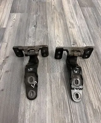 Mercedes-Benz E W213 Tailgate/trunk/boot hinge 
