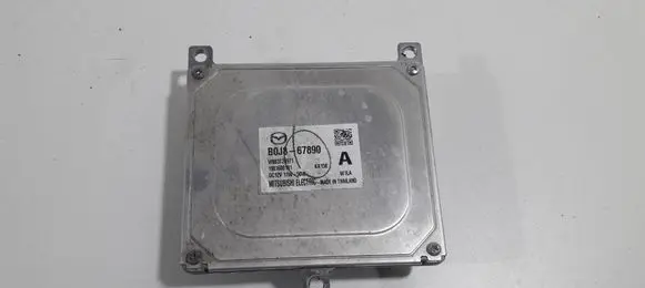Mazda 3 LED ballast control module B0J867890
