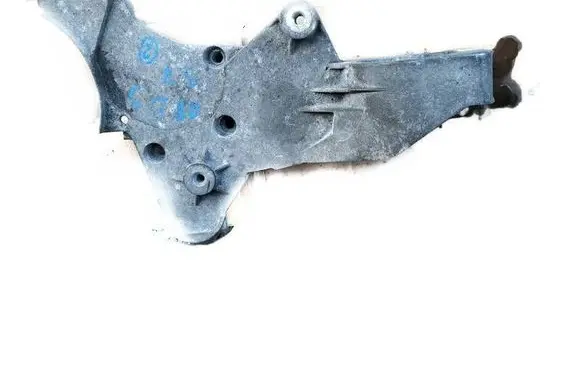 Audi A8 S8 D3 4E Engine mounting bracket 077121235K