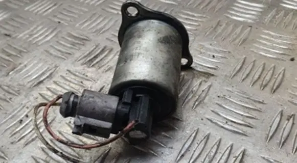 Ford Focus EGR valve 8200229190 72281823