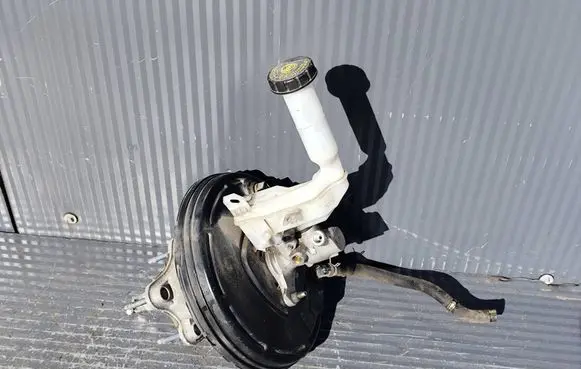 Nissan Juke I F15 Brake booster 460071KW3A