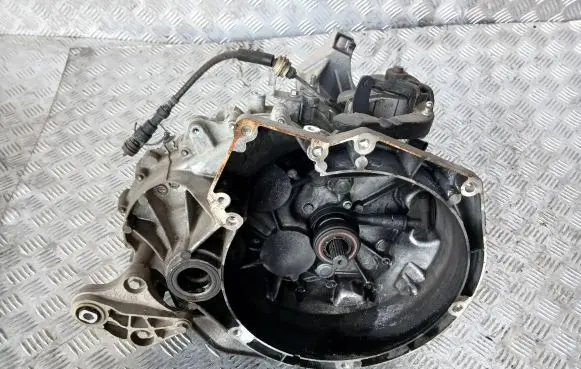 Ford Focus Manual 5 speed gearbox CV6R7002PF 061217001620