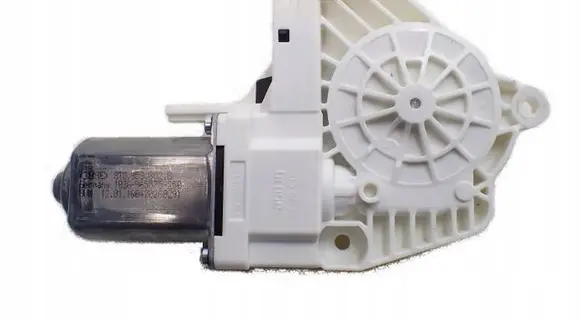 Audi A5 8T 8F Front door window regulator motor 8T0959802B