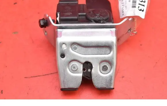 Hyundai Kona I Tailgate/trunk/boot lock/catch/latch 81230G3000