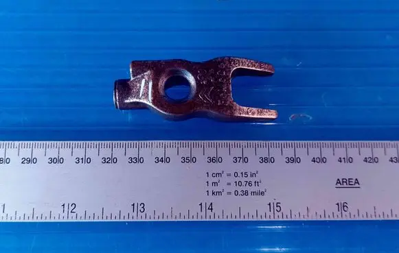 Ford Focus Fuel Injector clamp holder 9811760780