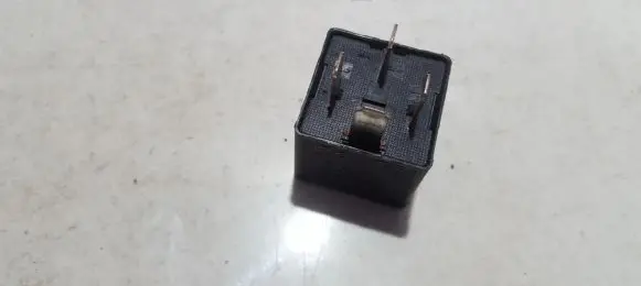 Ford Focus Other relay 5M5T14B192CA
