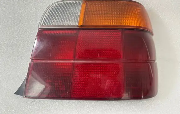 BMW 3 E36 Rear/tail lights 29270204 8353810