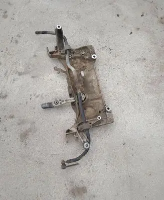 Volkswagen Touran II Front subframe TOURAN2011M