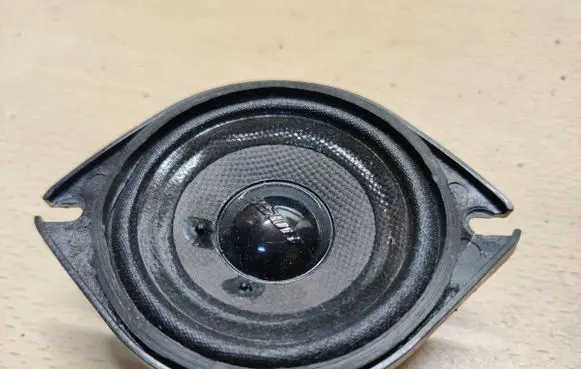 Porsche Cayenne (9PA) Panel speaker 7L5035399