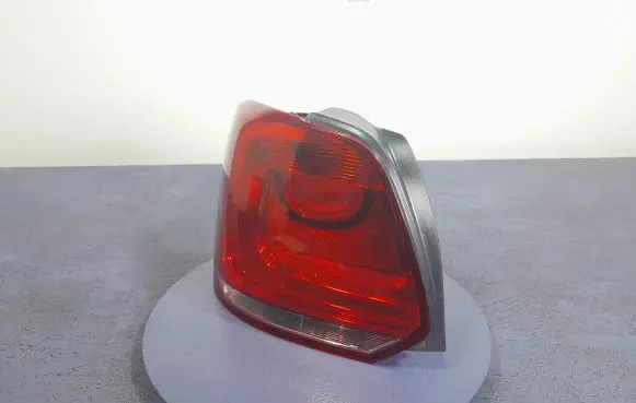 Volkswagen Cross Polo Rear/tail lights 6r0945257a